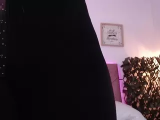 ANDYYLOVEE's Live Sex Cam Show