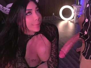 dakota-lee