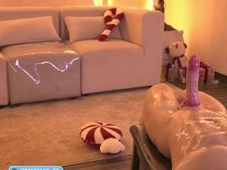 Live webcam model dakota-lee on Soda Cams