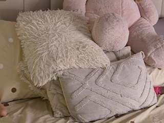 Adeline live cam preview