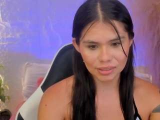 dominiquee25