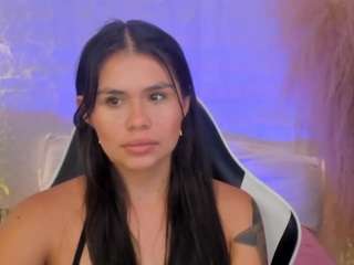 dominiquee25
