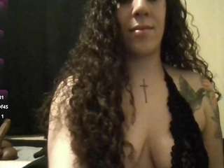 HintOfHoneyy live webcam on Soda Cams