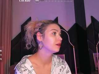 AlysiaSun live webcam show