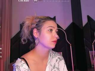 Alysiasun's live stream