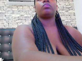 le modèle cock-whisperer69 est en webcam porno dans un show sur le site camsoda, il possède les tags suivants: amateur,solo,young adult,wet,thong,thick,teen 18,ass,strip,tease,shaved-pussy,ohmibod,natural,lingerie,brown eyes,black hair,bikini,bedroom,asshole,bbw