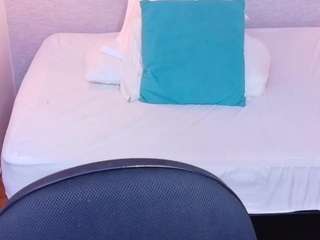 cock-whisperer69 live cam profile