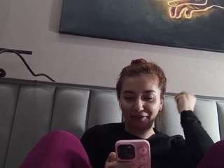 kiss-me-hanna Live Webcam on CamSoda