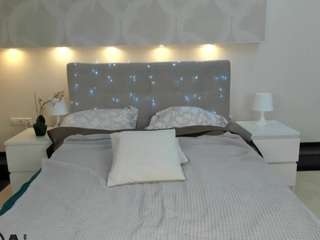  donna-crawford chat room