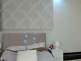  donna-crawford chat room