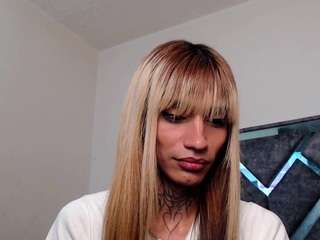 camilaa-horny live cam profile