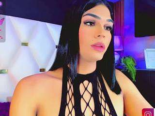 aiisha-rose live cam profile