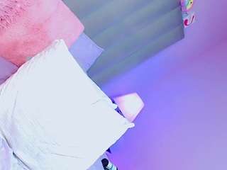 aiisha-rose's CamSoda show and profile