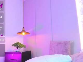 amber-white25 camsoda
