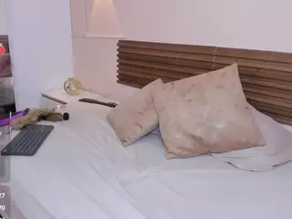 Kai-falcon's Live Sex Cam Show