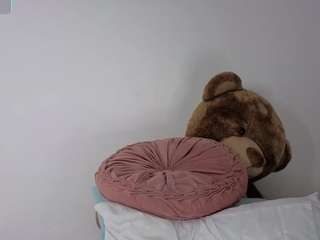 pia-stone1 live webcam show