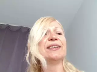 XXXMilf's Live Sex Cam Show