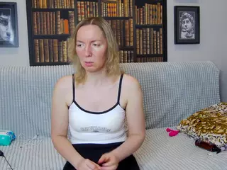 AmandaLisss's Live Sex Cam Show
