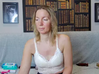 AmandaLisss's Live Sex Cam Show