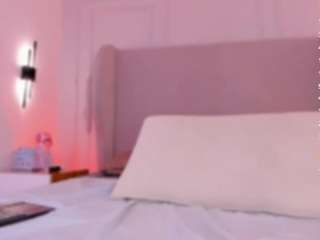  luisah-at-home chat room