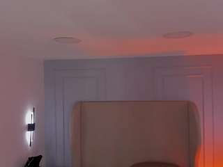 luisah-at-home webcam