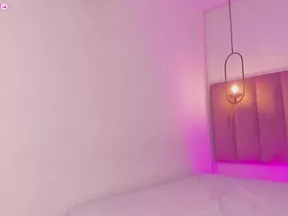 L U I S A H's Live Sex Cam Show