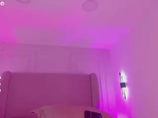 L U I S A H's Live Sex Cam Show