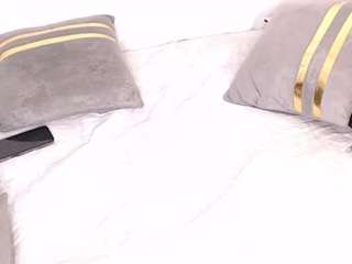 ashlyfoxx1 live webcam show