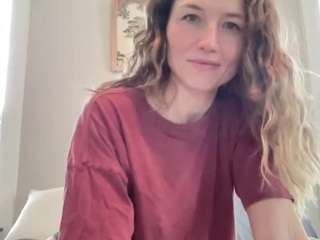 Live webcam model honeypotts on Soda Cams