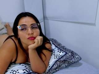 Sarita-BigBooty live webcam show