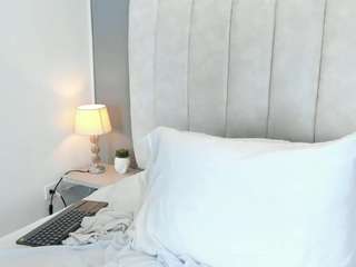 Ashleyy-23
