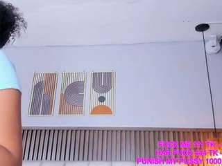Ashleyy-23 live cam preview
