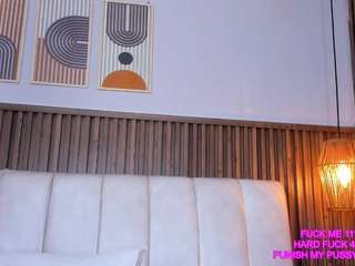 Ashleyy-23