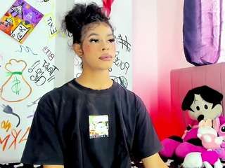 blooond webcam model