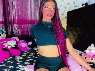 BLOOM222 live webcam show