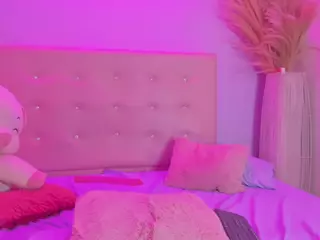 BLOOM222's Live Sex Cam Show