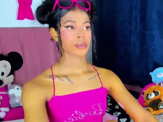 BLOOM222's Live Sex Cam Show