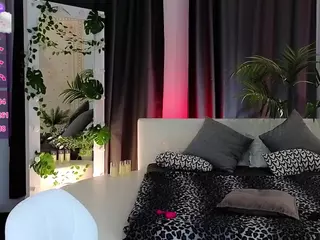 SwettyMolly's Live Sex Cam Show