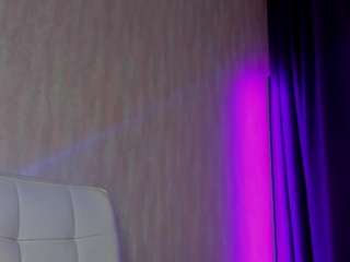 sonyakreez live webcam show