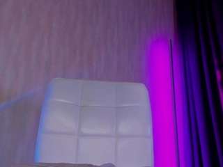 SonyaKreez live webcam show