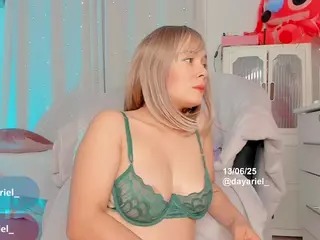 yellowranger1's Live Sex Cam Show