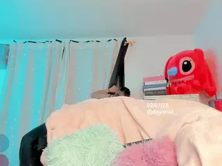 yellowranger1's Live Sex Cam Show