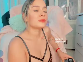 yellowranger1's Live Sex Cam Show
