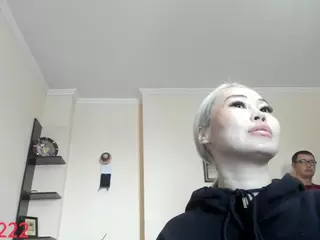 evaloviiya's Live Sex Cam Show