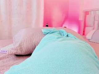 samanta-roberts's CamSoda show and profile