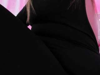 samanta-roberts live profile