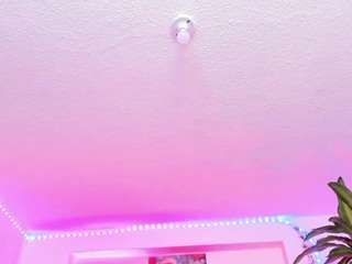 Samanta-roberts live webcam show