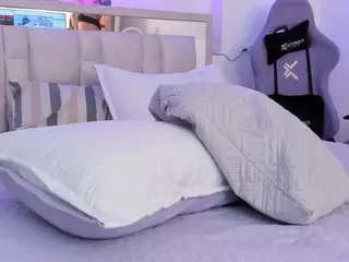 Samanta-roberts's Live Sex Cam Show