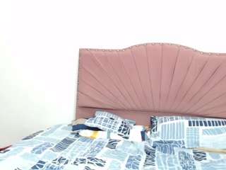 ambarsofhia Live Webcam on CamSoda