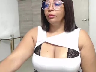 AmbarSofhia's Live Sex Cam Show